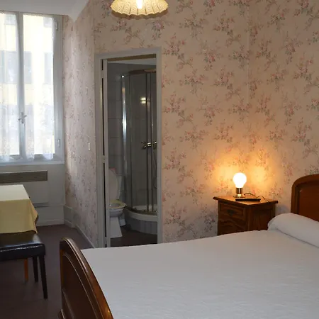 Au Picardy Hotel