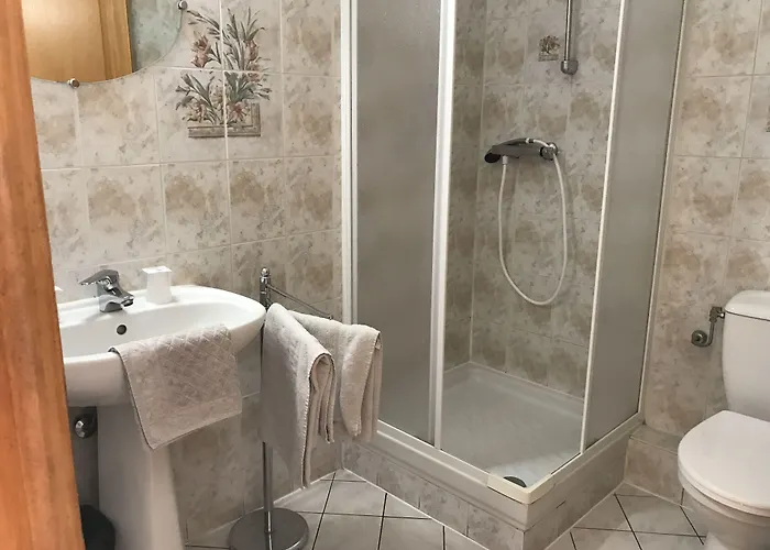 Au Picardy Hotel *