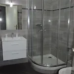 Au Picardy מלון *