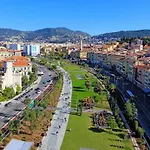 Au Picardy ניס