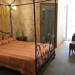 Au Picardy מלון ניס