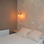 Au Picardy * ניס
