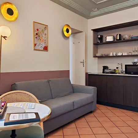 ホテル Au Picardy *