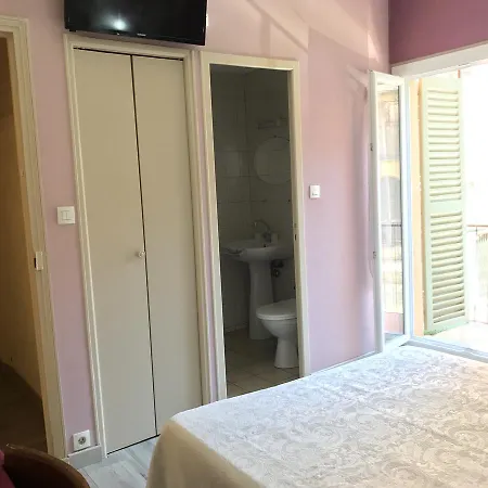 Hotel Au Picardy *